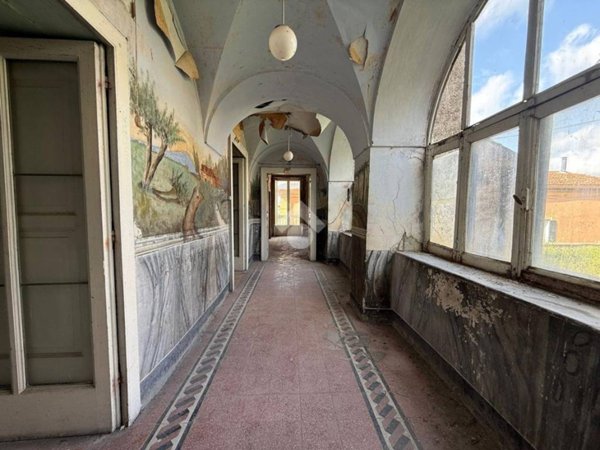 intera palazzina in vendita a Frasso Telesino