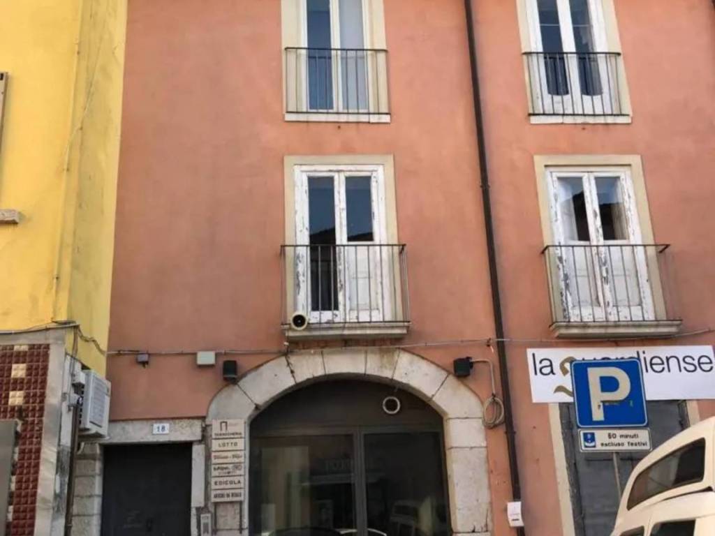 casa indipendente in vendita a Guardia Sanframondi