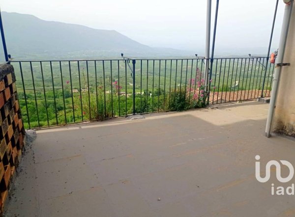 appartamento in vendita a Guardia Sanframondi