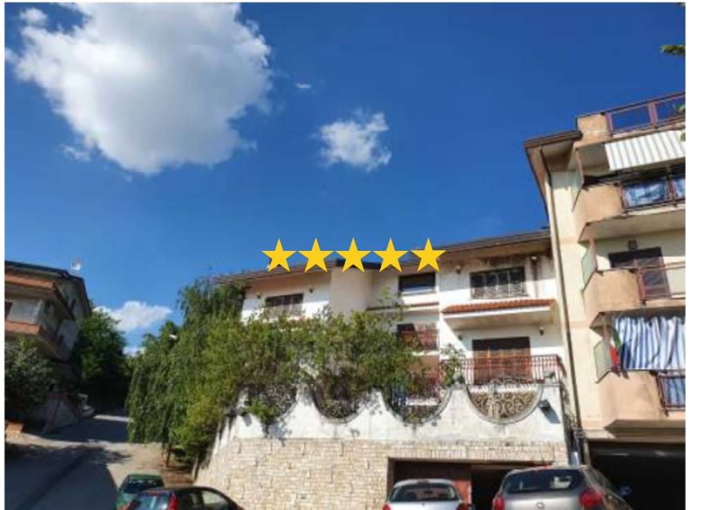 casa indipendente in vendita a Guardia Sanframondi