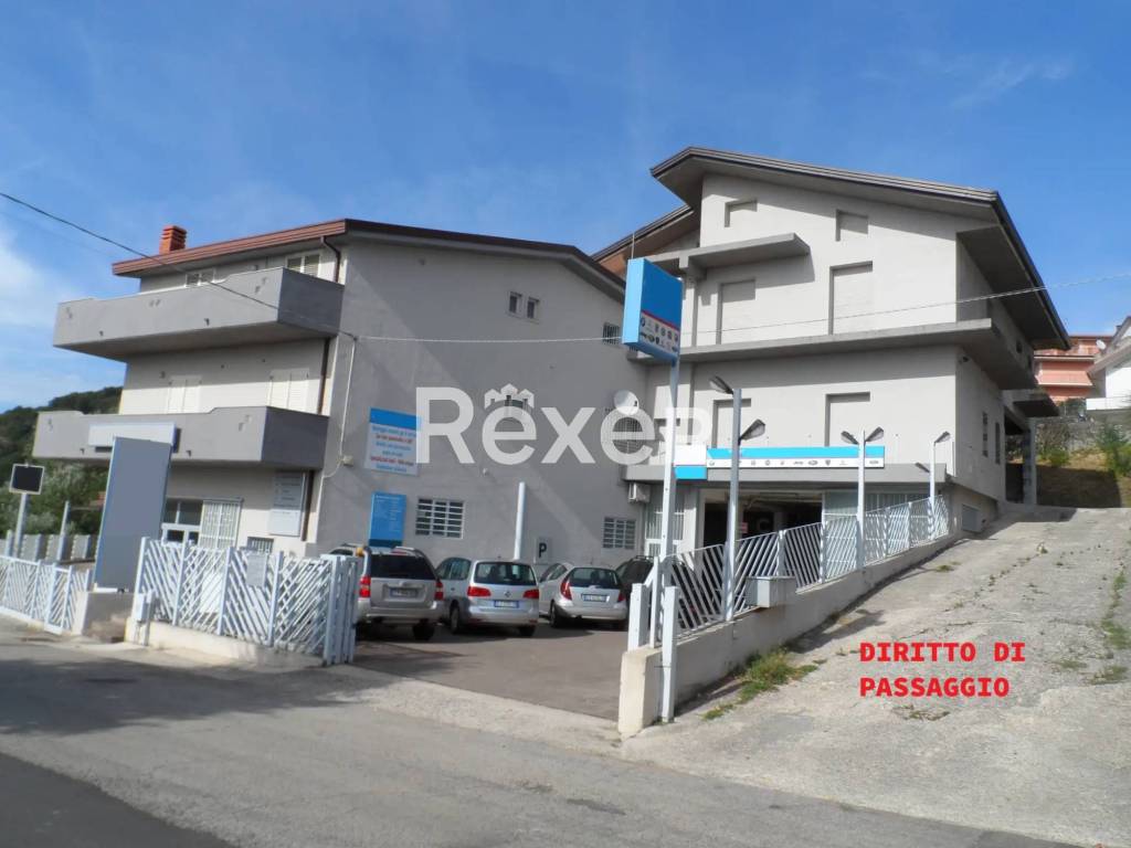 casa indipendente in vendita a Guardia Sanframondi in zona Santa Lucia