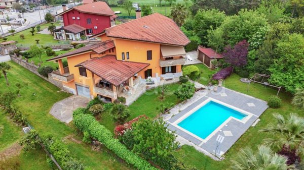 casa indipendente in vendita a Limatola
