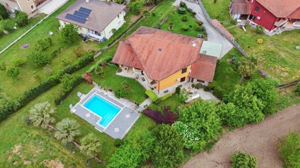 casa indipendente in vendita a Limatola