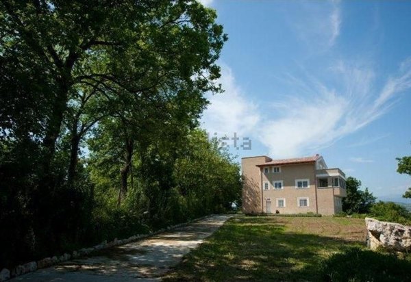 appartamento in vendita a Limatola in zona Giardoni