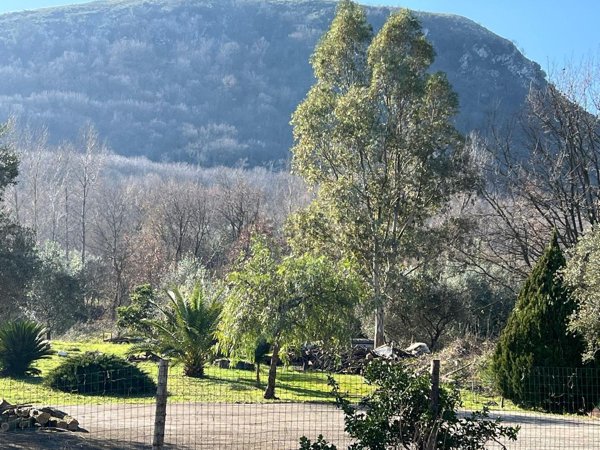 casa indipendente in vendita a Limatola