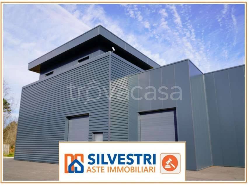 locale commerciale in vendita a Limatola