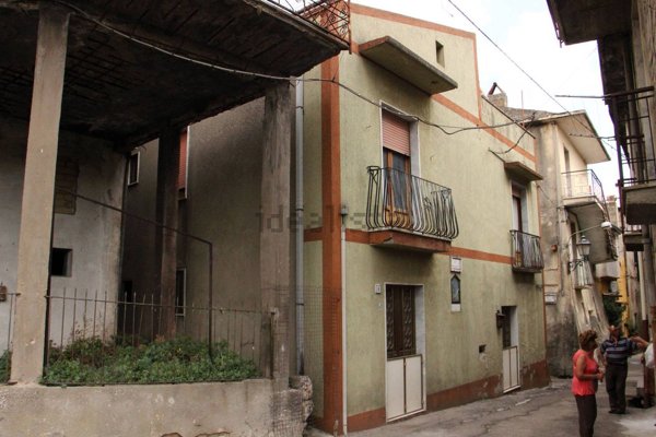 quadrivano in vendita a Melizzano