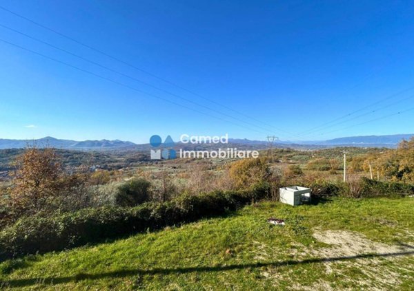 casa indipendente in vendita a Melizzano