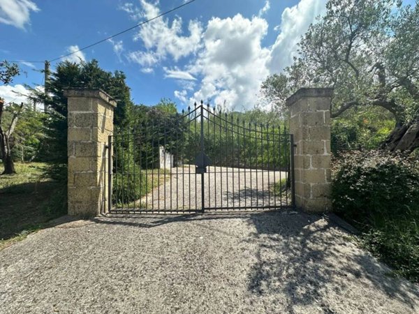 casa indipendente in vendita a Melizzano