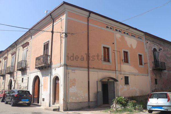 casa indipendente in vendita a Melizzano