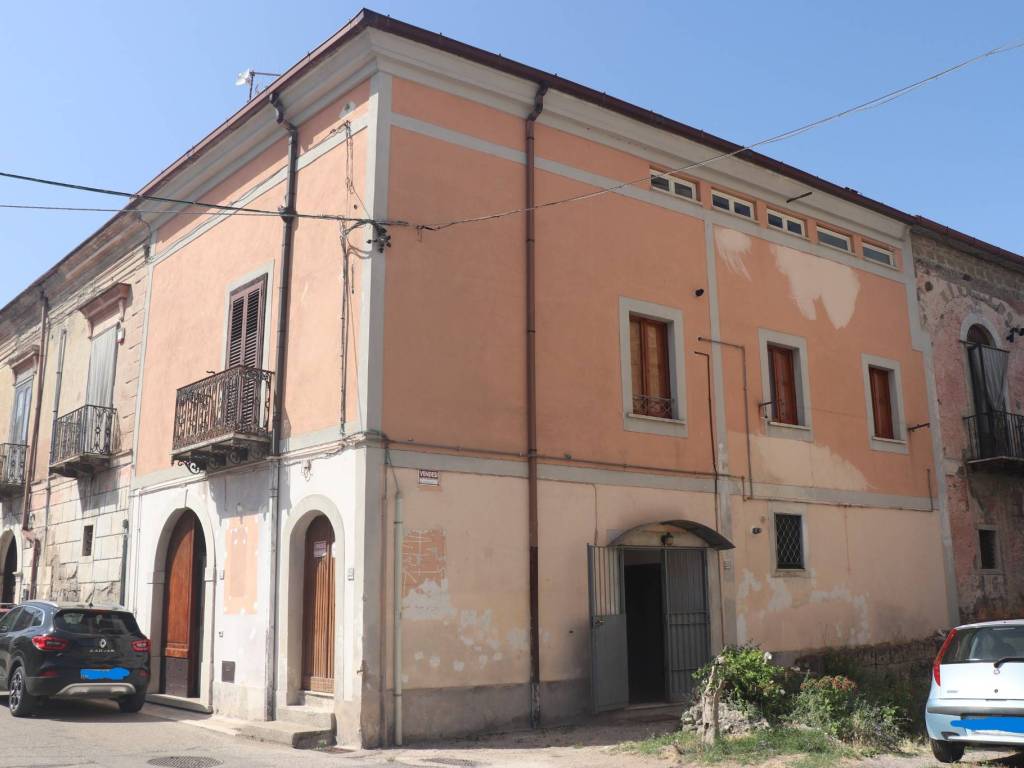 casa indipendente in vendita a Melizzano