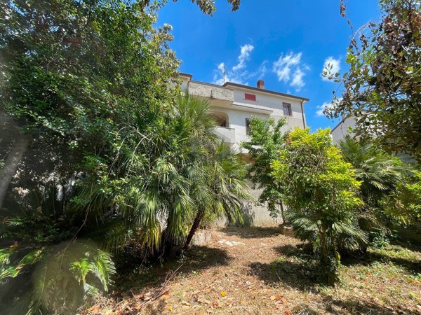 casa indipendente in vendita a Melizzano