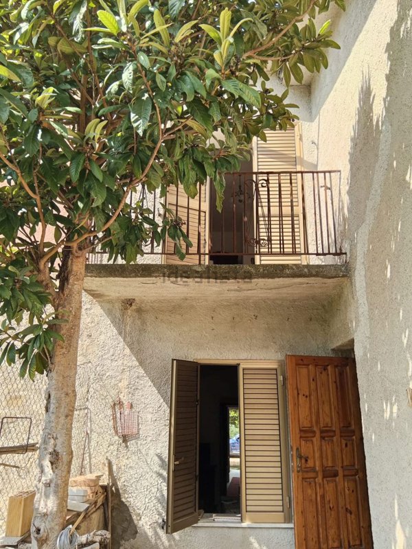 quadrivano in vendita a Melizzano