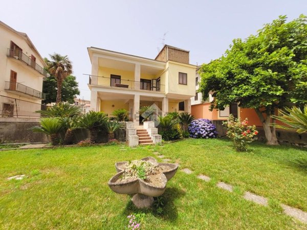 casa indipendente in vendita a Moiano