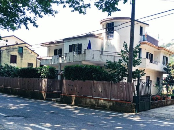 casa indipendente in vendita a Moiano