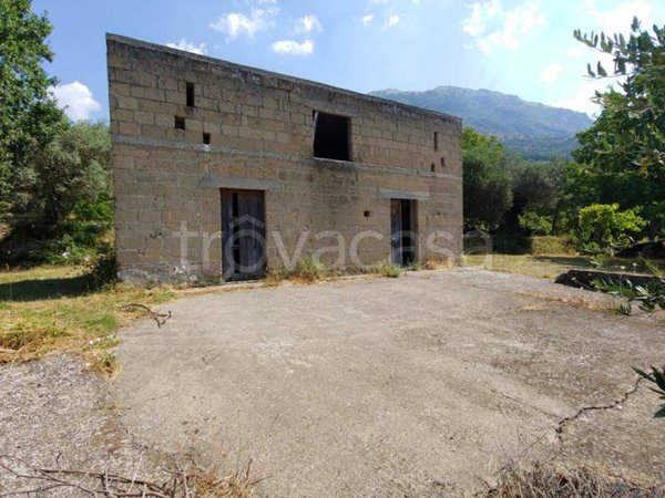 casa indipendente in vendita a Moiano