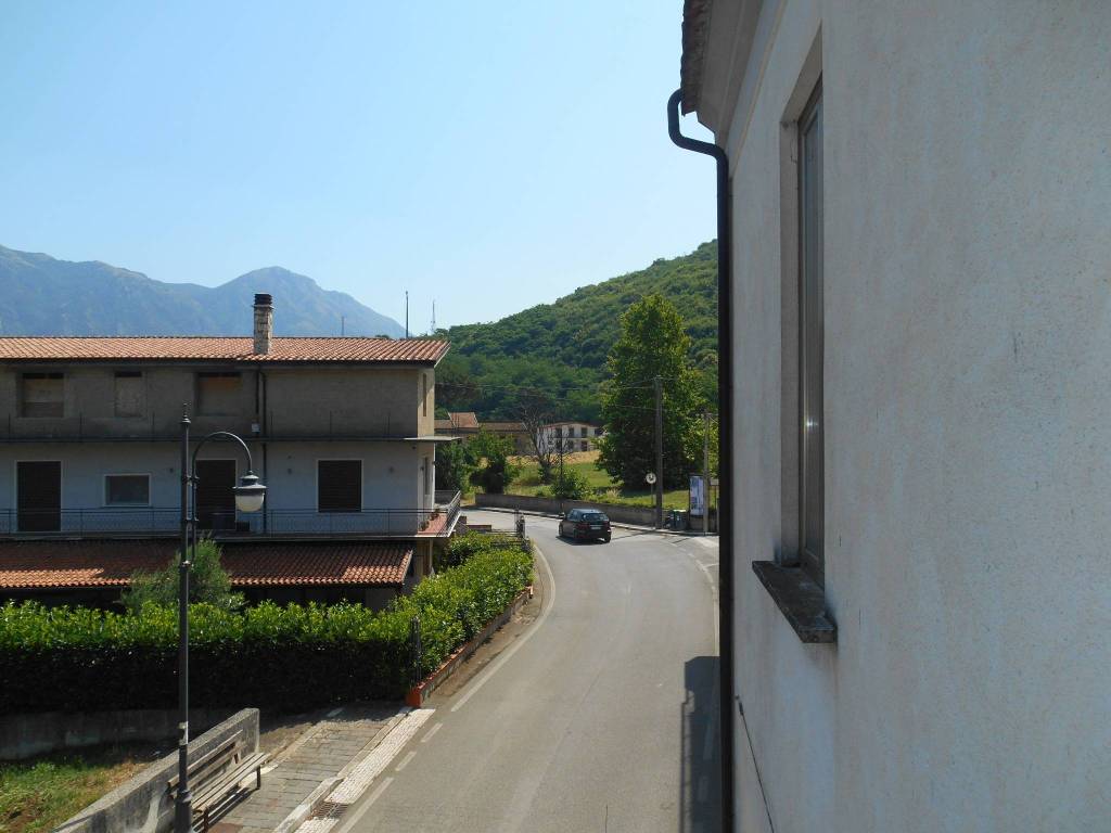 casa indipendente in vendita a Moiano in zona Luzzano