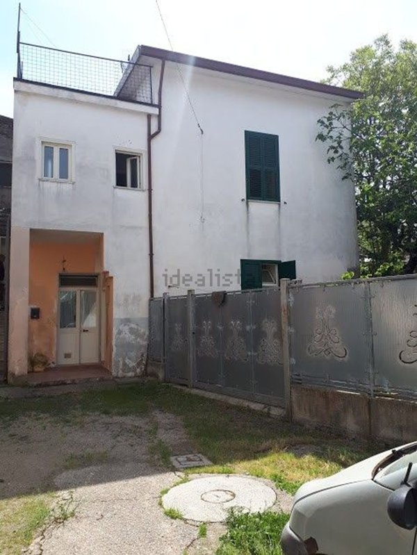 casa semindipendente in vendita a Moiano