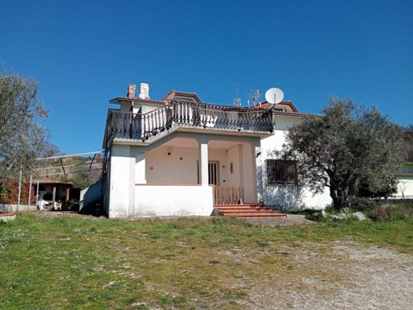 casa indipendente in vendita a Molinara