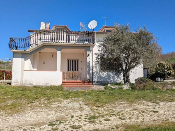 casa indipendente in vendita a Molinara