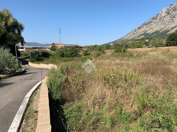 terreno edificabile in vendita a Montesarchio in zona Cirignano