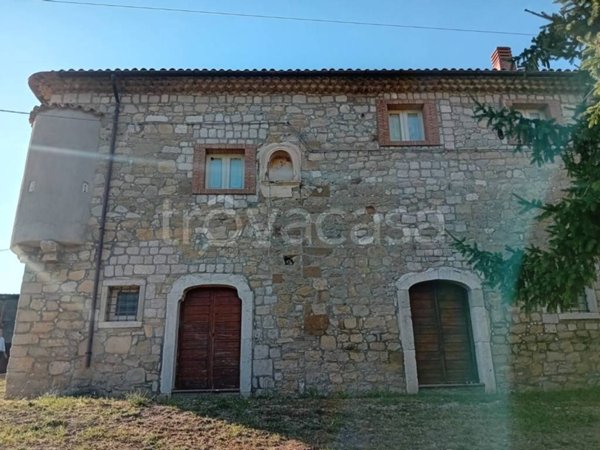 casa indipendente in vendita a Montesarchio