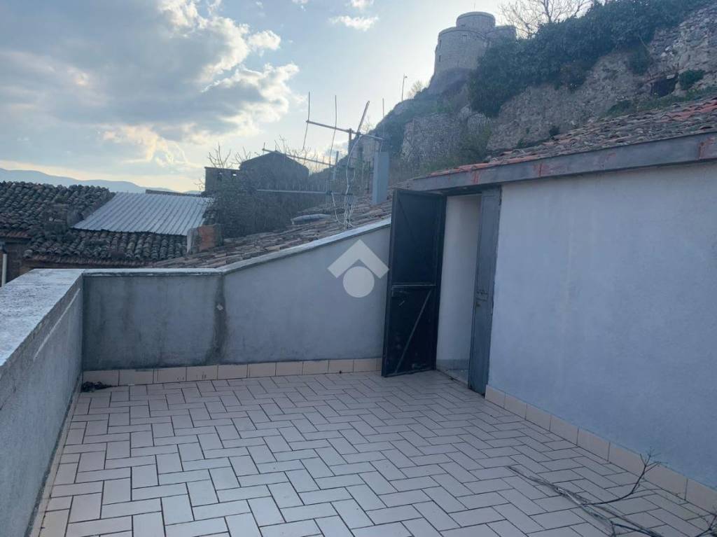 casa indipendente in vendita a Montesarchio