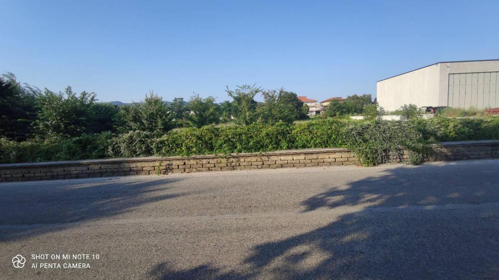terreno edificabile in vendita a Montesarchio