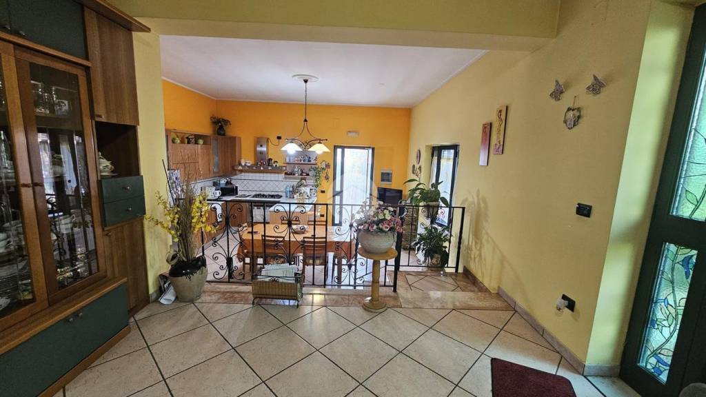 casa indipendente in vendita a Montesarchio