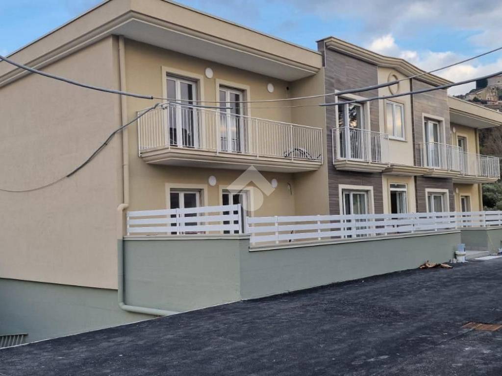 appartamento in vendita a Montesarchio in zona Cirignano