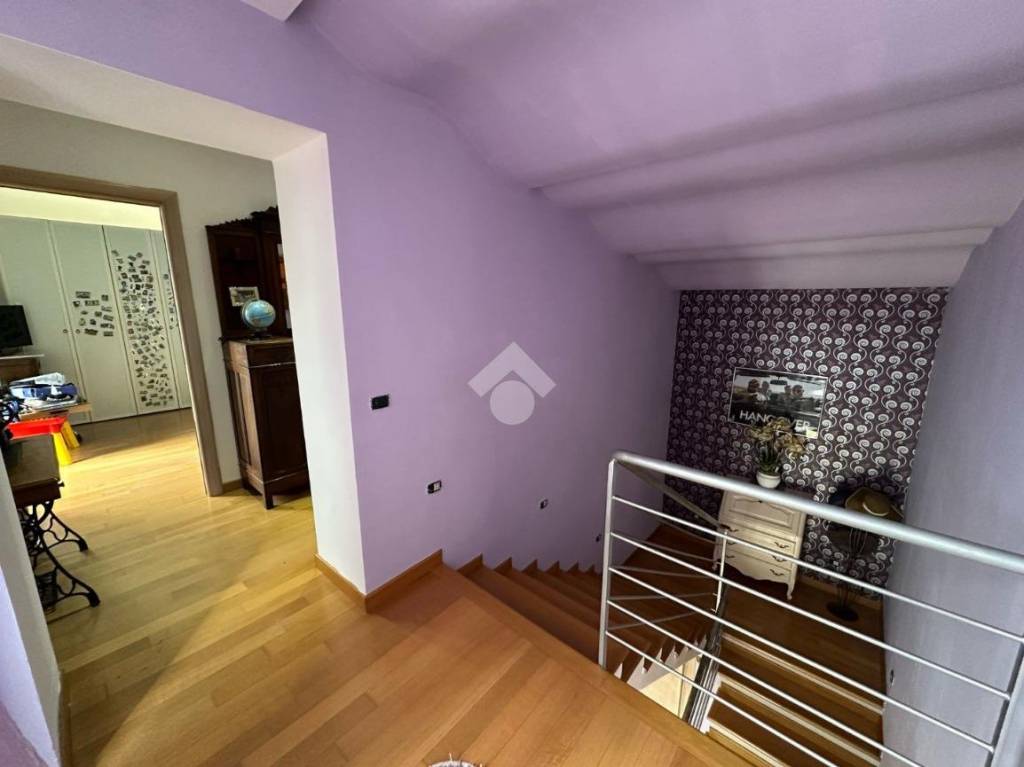 casa indipendente in vendita a Montesarchio in zona Varoni