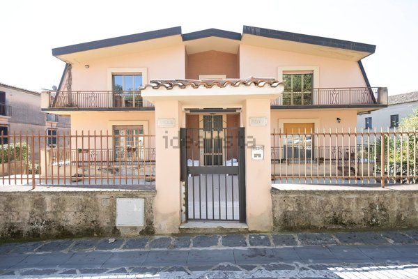 casa indipendente in vendita a Montesarchio