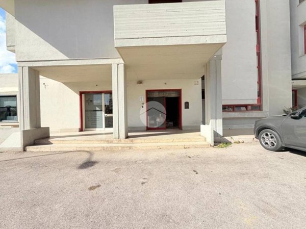 negozio in vendita a Montesarchio