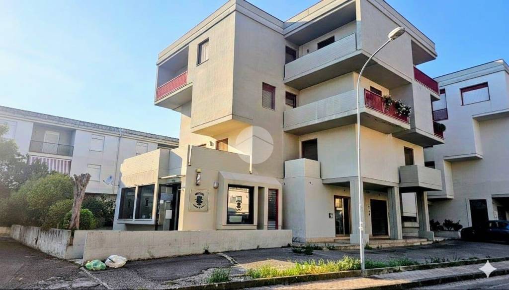 negozio in vendita a Montesarchio