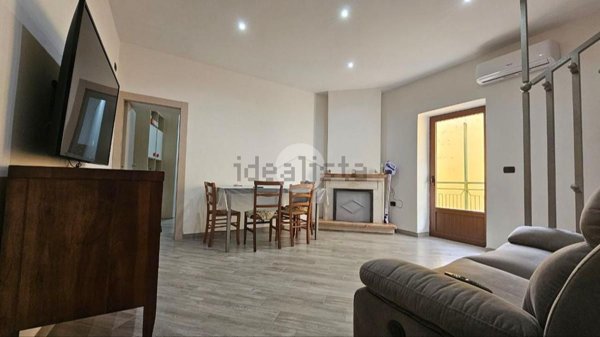 casa indipendente in vendita a Montesarchio