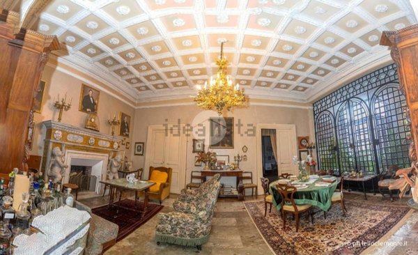 casa indipendente in vendita a Montesarchio