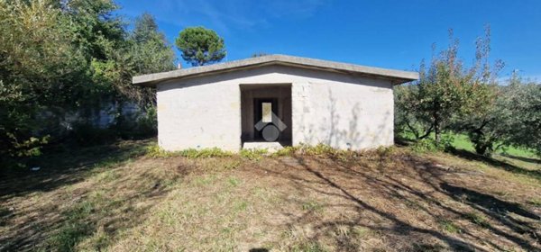 casa indipendente in vendita a Montesarchio