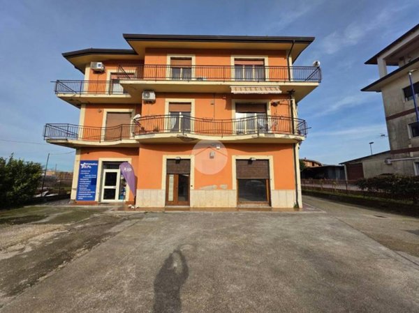 trivano in vendita a Montesarchio