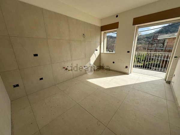 appartamento in vendita a Montesarchio in zona Cirignano