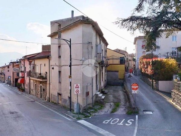 casa indipendente in vendita a Montesarchio