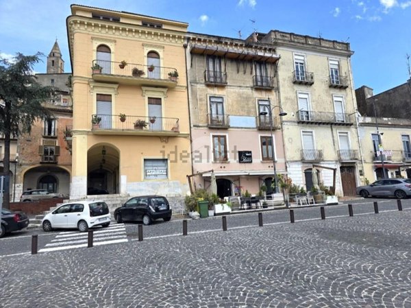 casa indipendente in vendita a Montesarchio