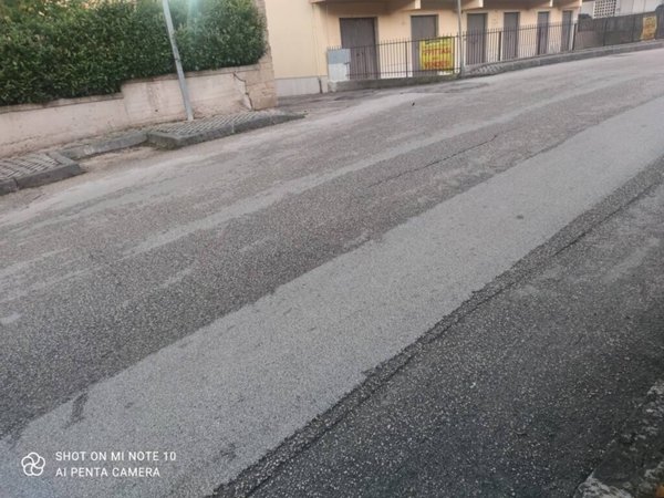 negozio in vendita a Montesarchio