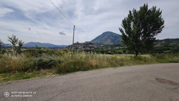 terreno edificabile in vendita a Montesarchio