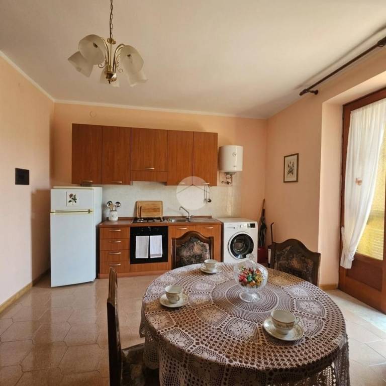 casa indipendente in vendita a Montesarchio