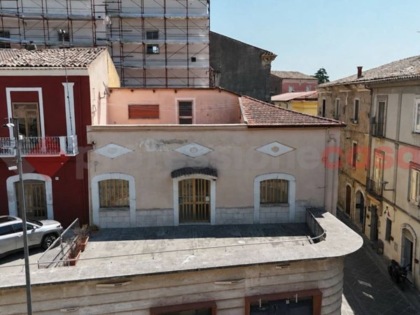 casa indipendente in vendita a Montesarchio