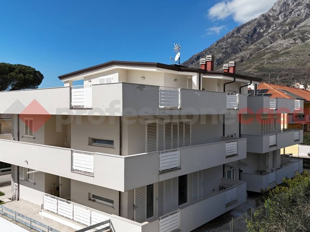 appartamento in vendita a Montesarchio in zona Varoni