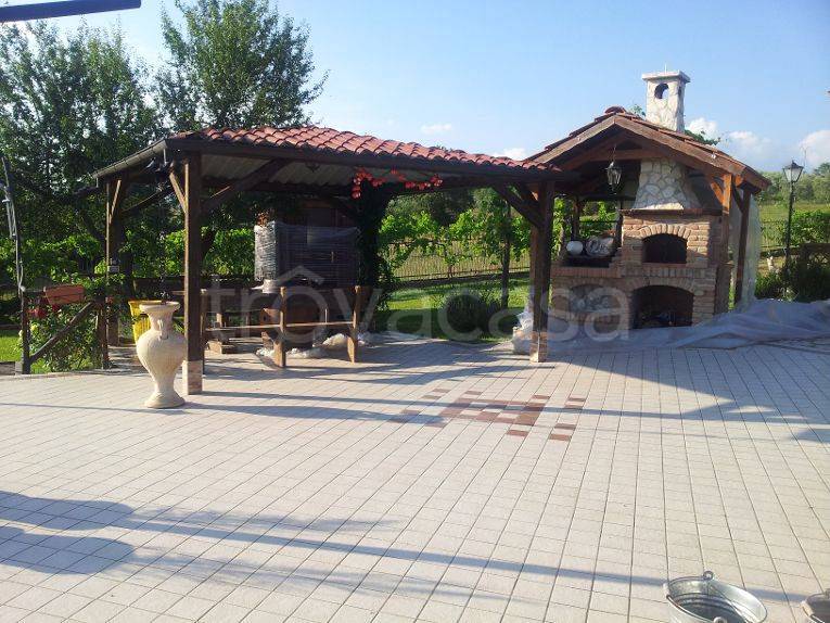 casa indipendente in vendita a Morcone in zona Coste