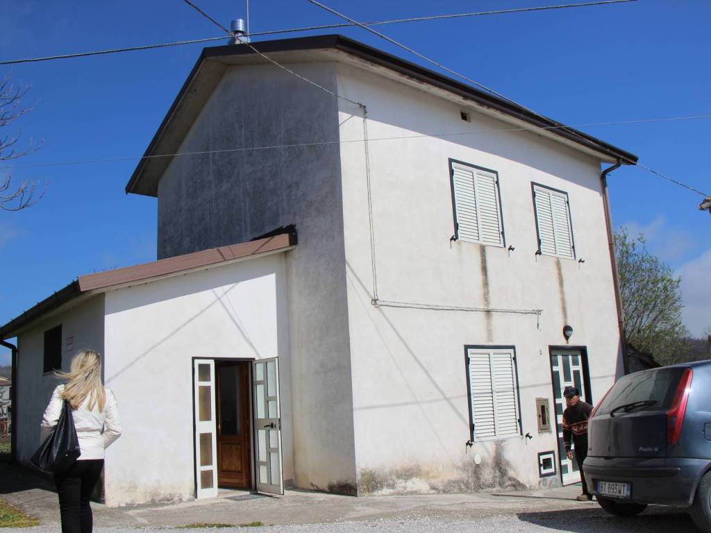 casa indipendente in vendita a Morcone
