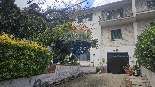 casa indipendente in vendita a Morcone