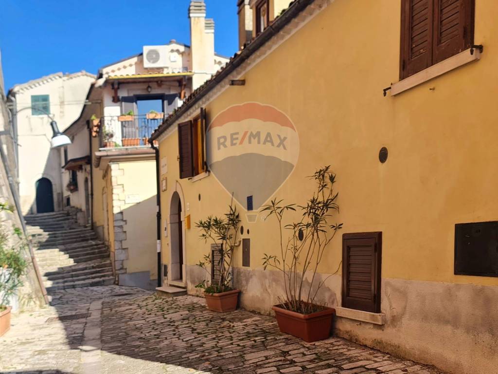 casa indipendente in vendita a Morcone